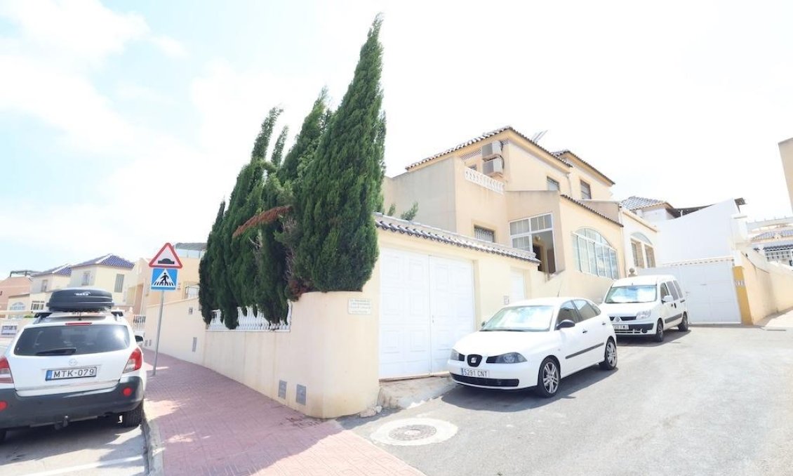 Segunda mano - Adosado -
Torrevieja - Costa Blanca