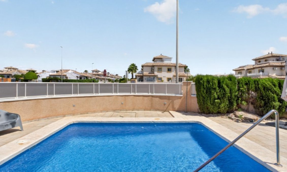 Segunda mano - Adosado -
Orihuela - Inland