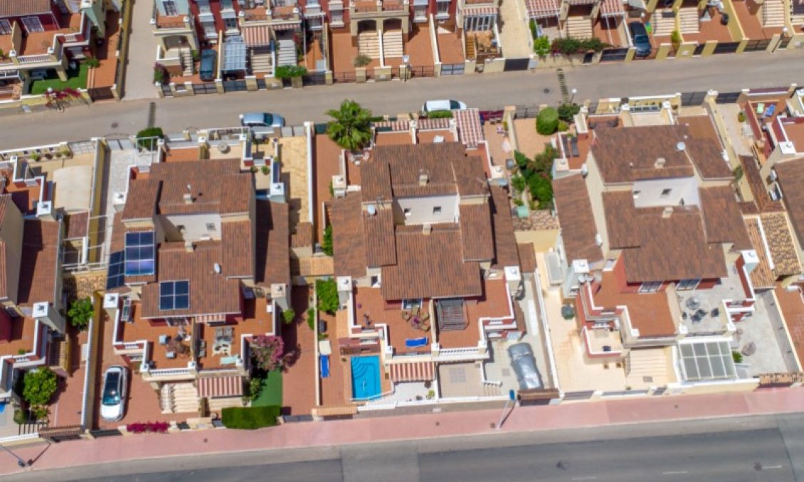 Wiederverkauf - Stadthaus -
Torrevieja - Costa Blanca