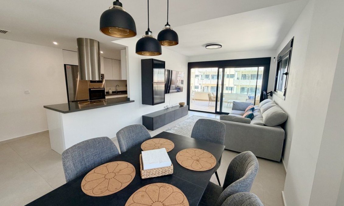 Revânzare - Apartament -
Orihuela Costa - Costa Blanca