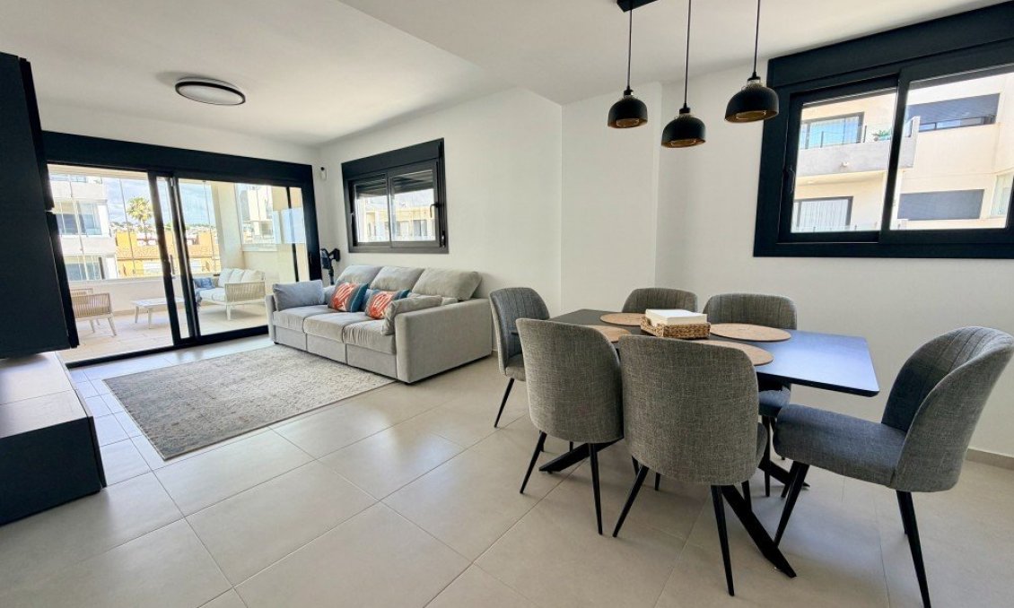 Revânzare - Apartament -
Orihuela Costa - Costa Blanca