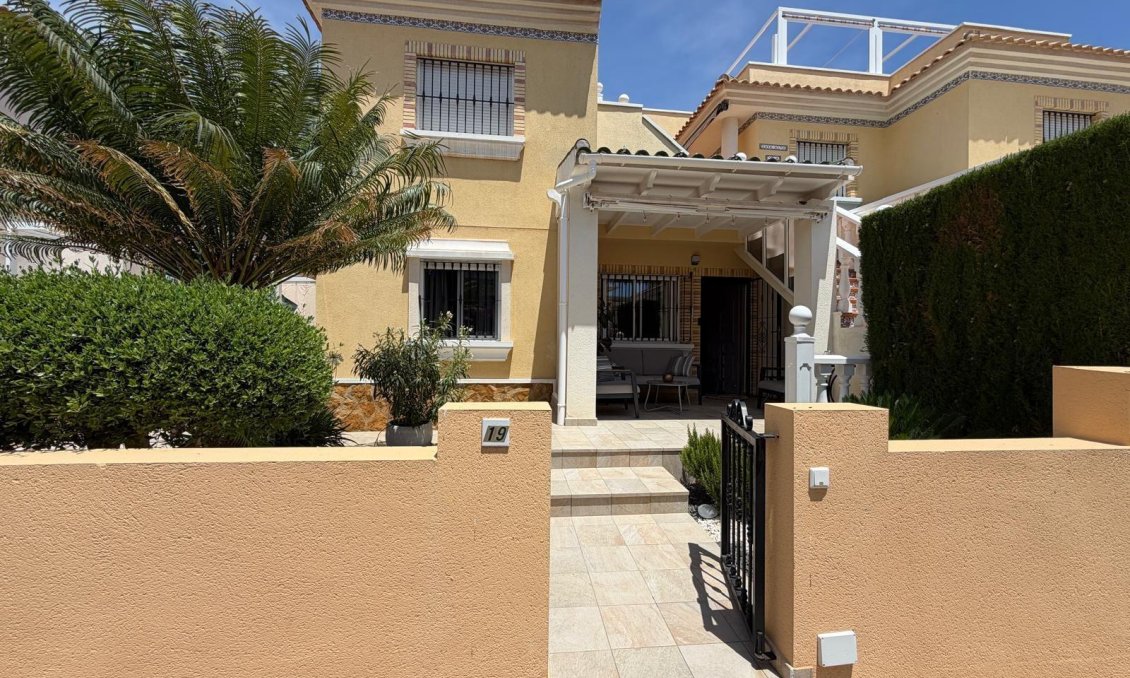 Wiederverkauf - Stadthaus -
Orihuela Costa - Los Dolses