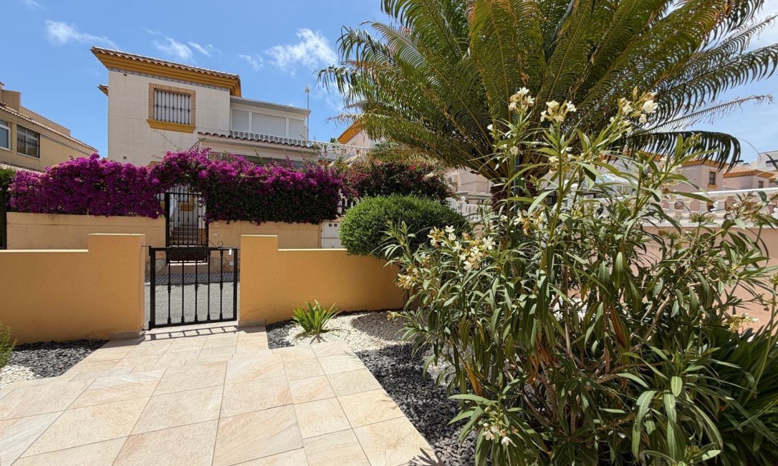 Wiederverkauf - Stadthaus -
Orihuela Costa - Los Dolses