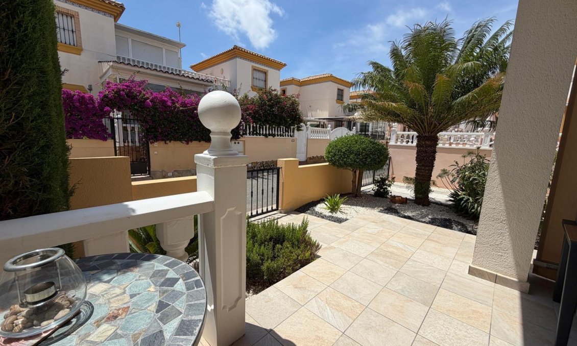 Wiederverkauf - Stadthaus -
Orihuela Costa - Los Dolses