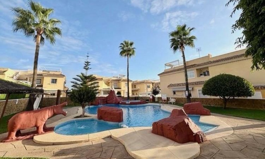 Wiederverkauf - Stadthaus -
Orihuela Costa - Los Dolses