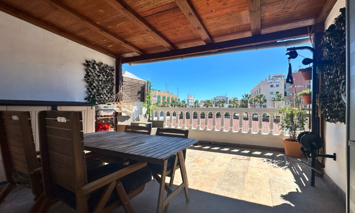 Wiederverkauf - Bungalow -
Orihuela Costa - Costa Blanca