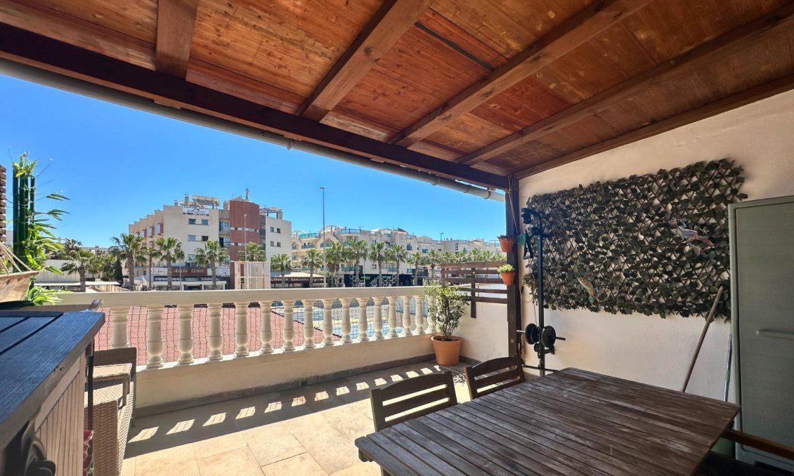 Wiederverkauf - Bungalow -
Orihuela Costa - Costa Blanca