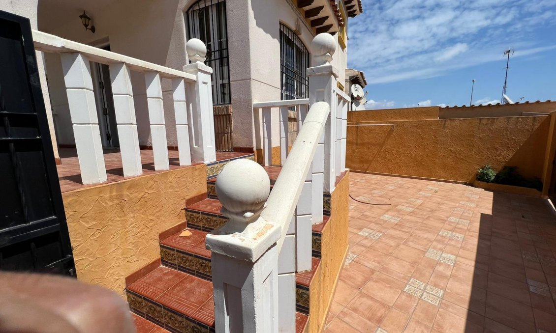 Segunda mano - Adosado -
Orihuela Costa - Montezenia