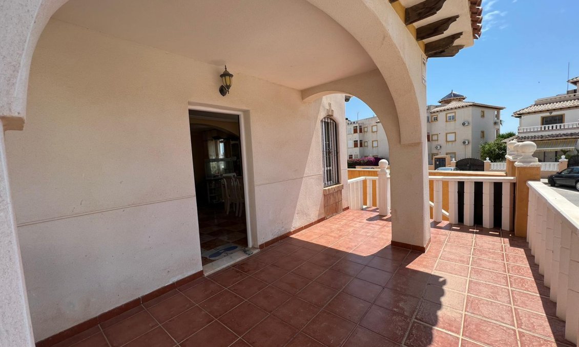 Segunda mano - Adosado -
Orihuela Costa - Montezenia