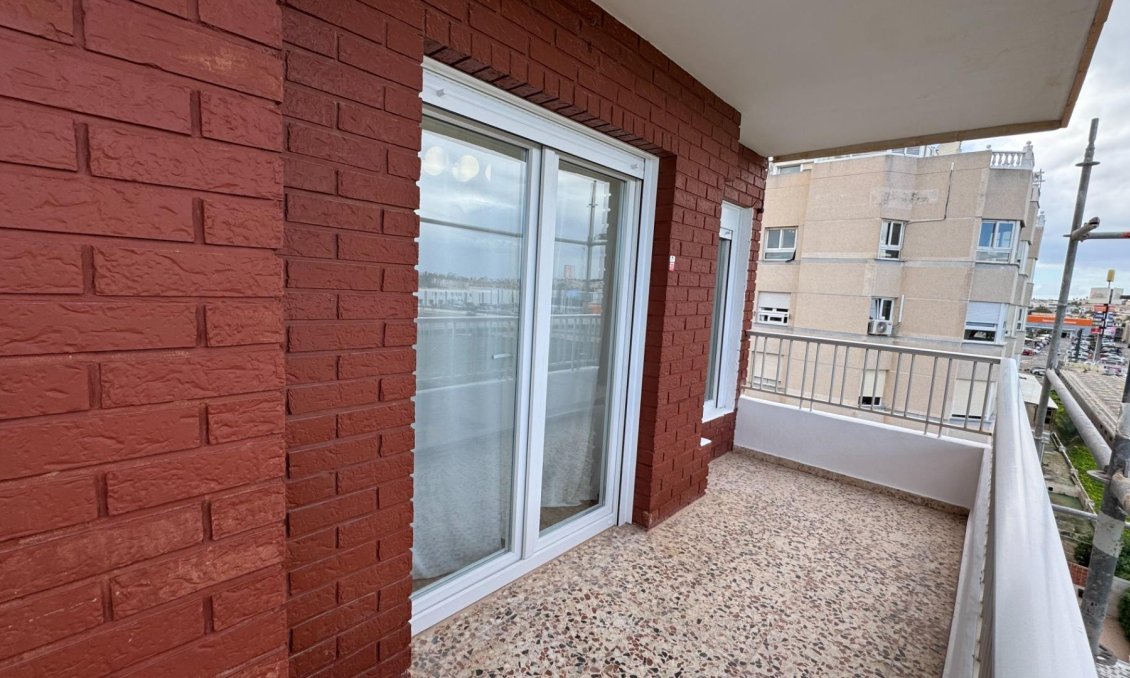 Resale - Penthouse -
Torrevieja - Punta Prima
