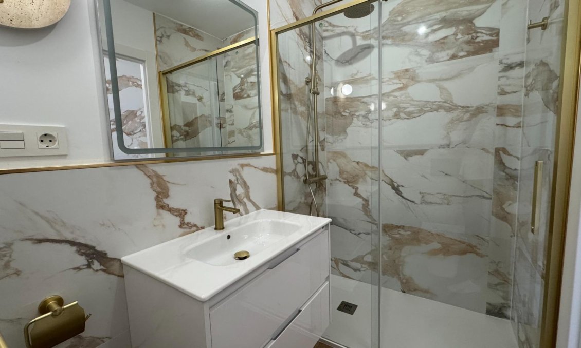 Resale - Penthouse -
Torrevieja - Punta Prima