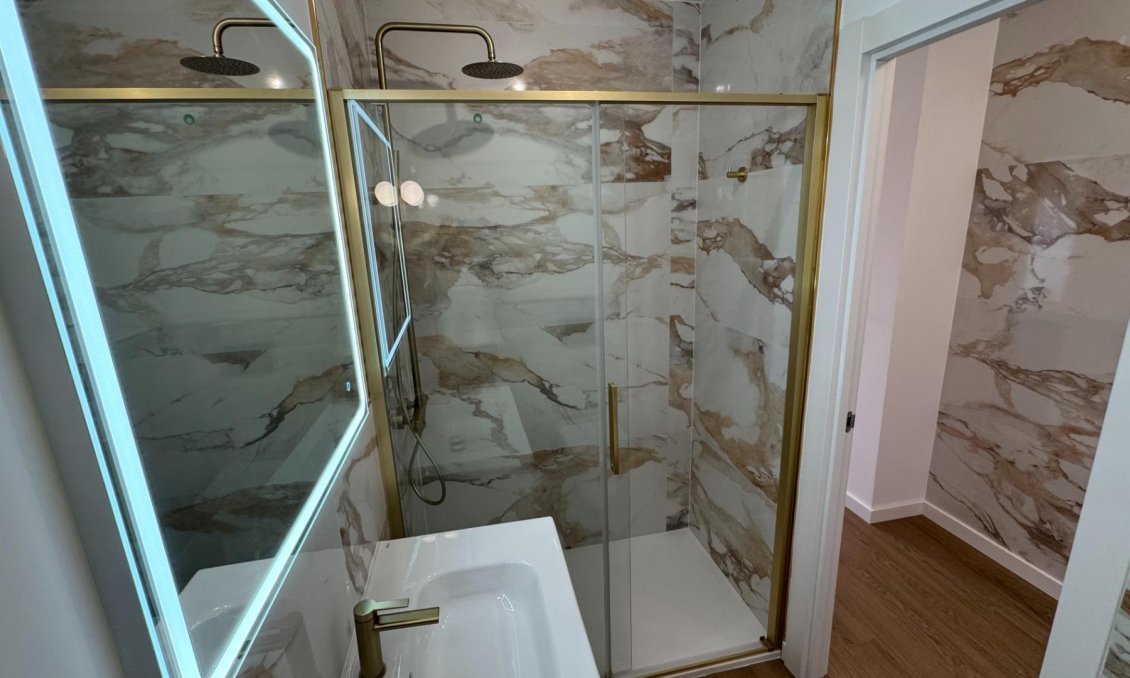 Resale - Penthouse -
Torrevieja - Punta Prima