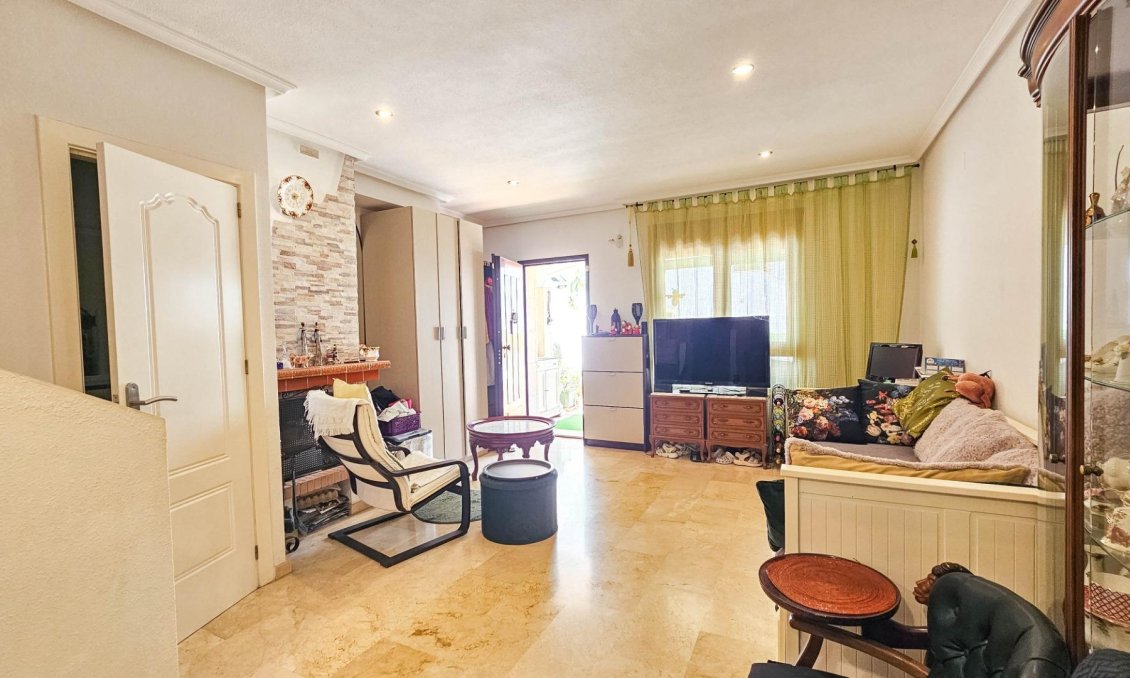 Resale - Townhouse -
Orihuela Costa - PAU 8