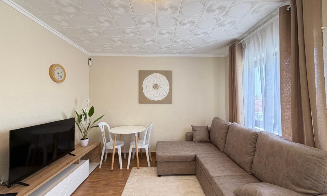 Resale - Bungalow -
Torrevieja - El Limonar