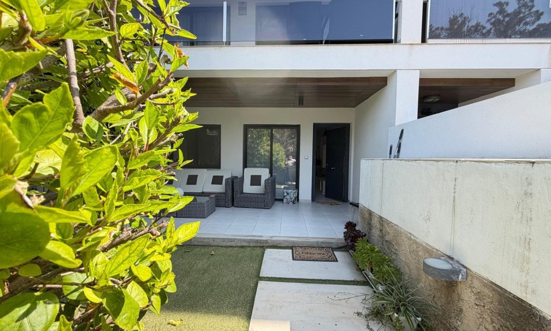 Segunda mano - Apartamento -
Orihuela Costa - Altos De Campoamor