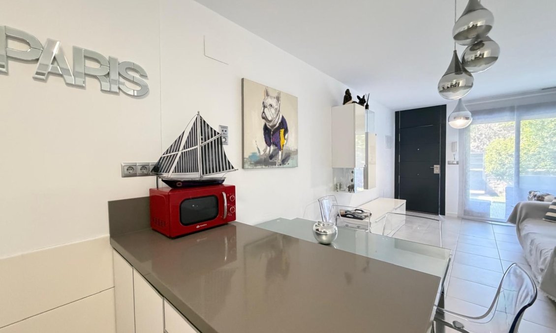 Segunda mano - Apartamento -
Orihuela Costa - Altos De Campoamor