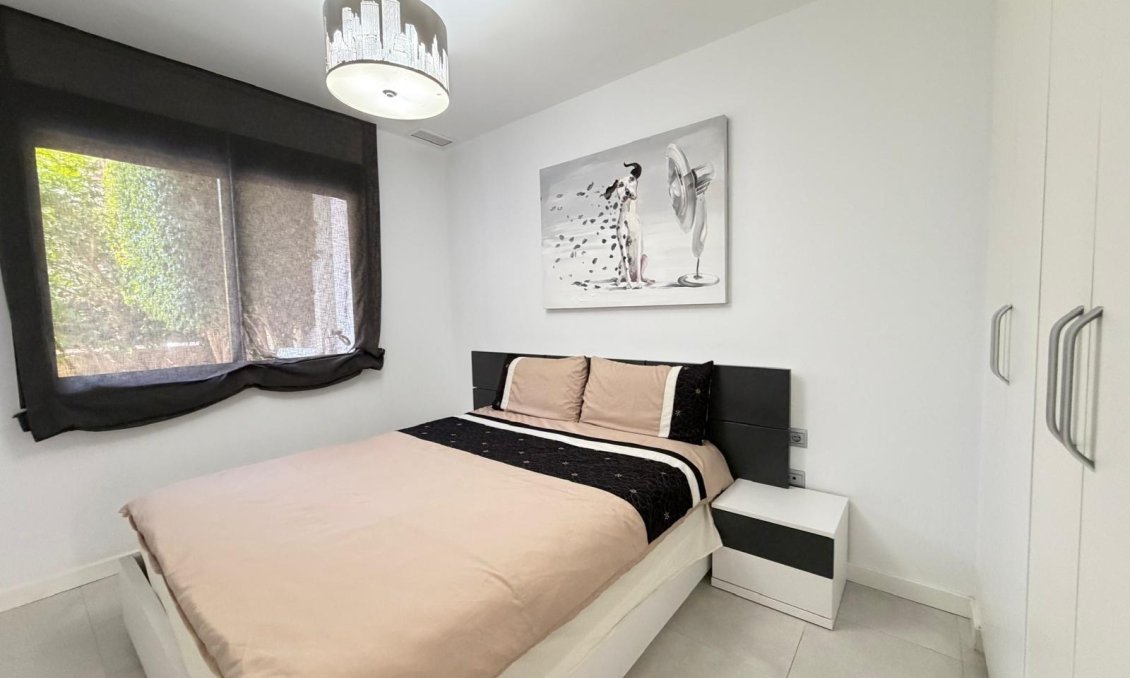Segunda mano - Apartamento -
Orihuela Costa - Altos De Campoamor