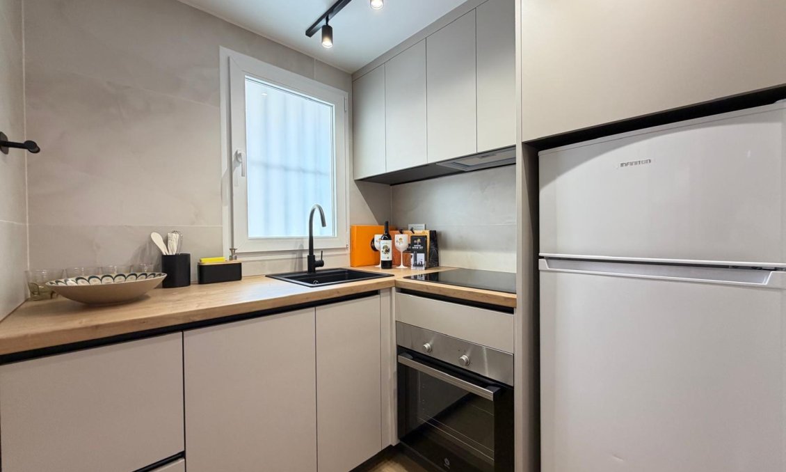 Revânzare - Apartament -
Torrevieja - Nueva Torrevieja