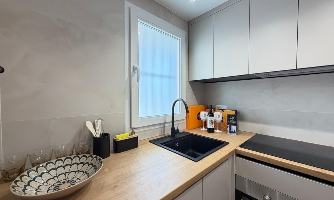 Revânzare - Apartament -
Torrevieja - Nueva Torrevieja