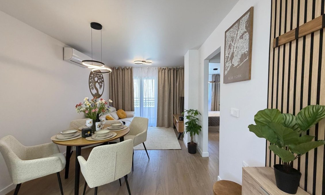 Revânzare - Apartament -
Torrevieja - Nueva Torrevieja