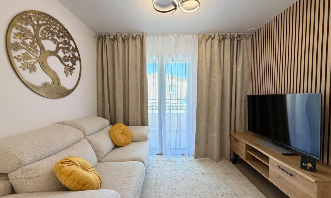Revânzare - Apartament -
Torrevieja - Nueva Torrevieja