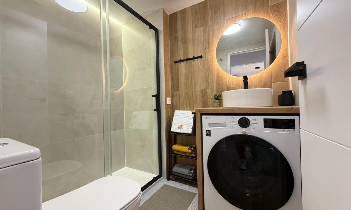 Revânzare - Apartament -
Torrevieja - Nueva Torrevieja