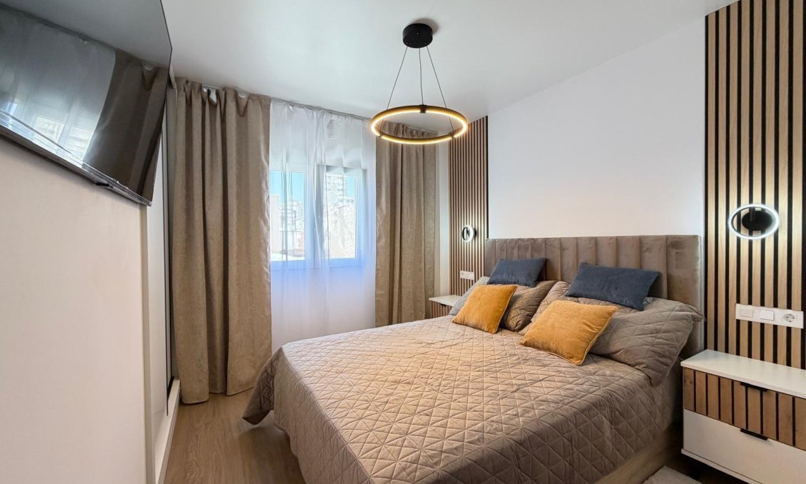 Revânzare - Apartament -
Torrevieja - Nueva Torrevieja