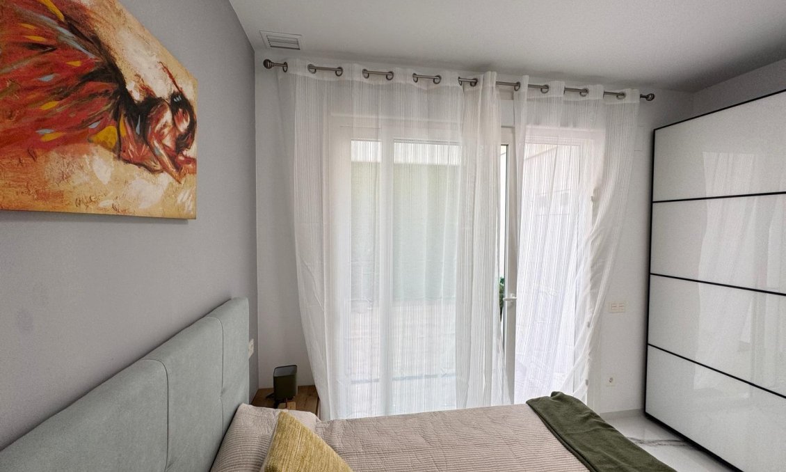 Segunda mano - Apartamento -
Torrevieja - Estacion De Autobuses