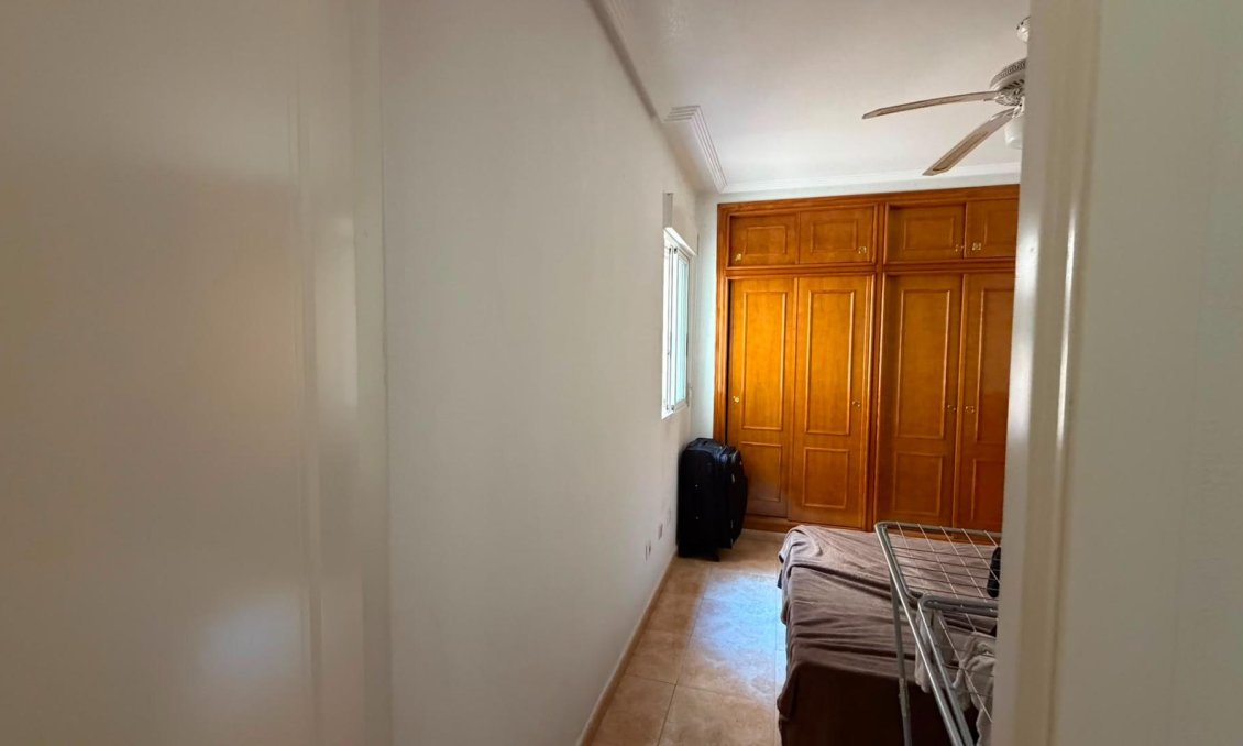 Wiederverkauf - Wohnung -
Torrevieja - PARQUE DE LAS NACIONES