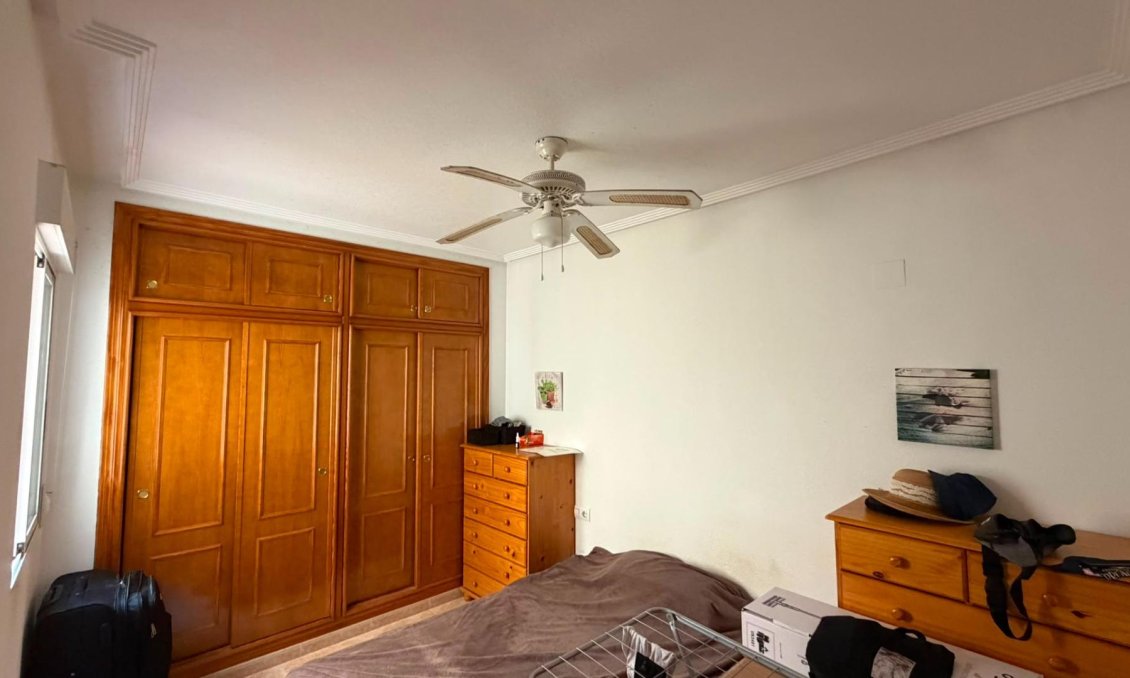 Wiederverkauf - Wohnung -
Torrevieja - PARQUE DE LAS NACIONES