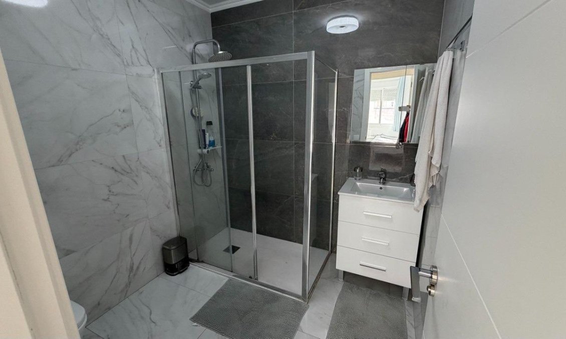 Wiederverkauf - Wohnung -
Torrevieja - Curva Del Palangre