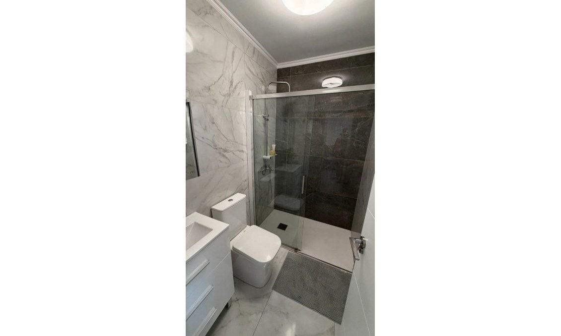 Wiederverkauf - Wohnung -
Torrevieja - Curva Del Palangre
