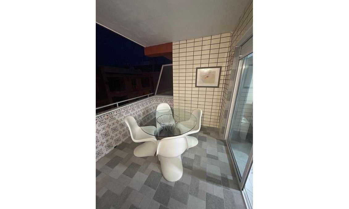 Wiederverkauf - Wohnung -
Torrevieja - Curva Del Palangre