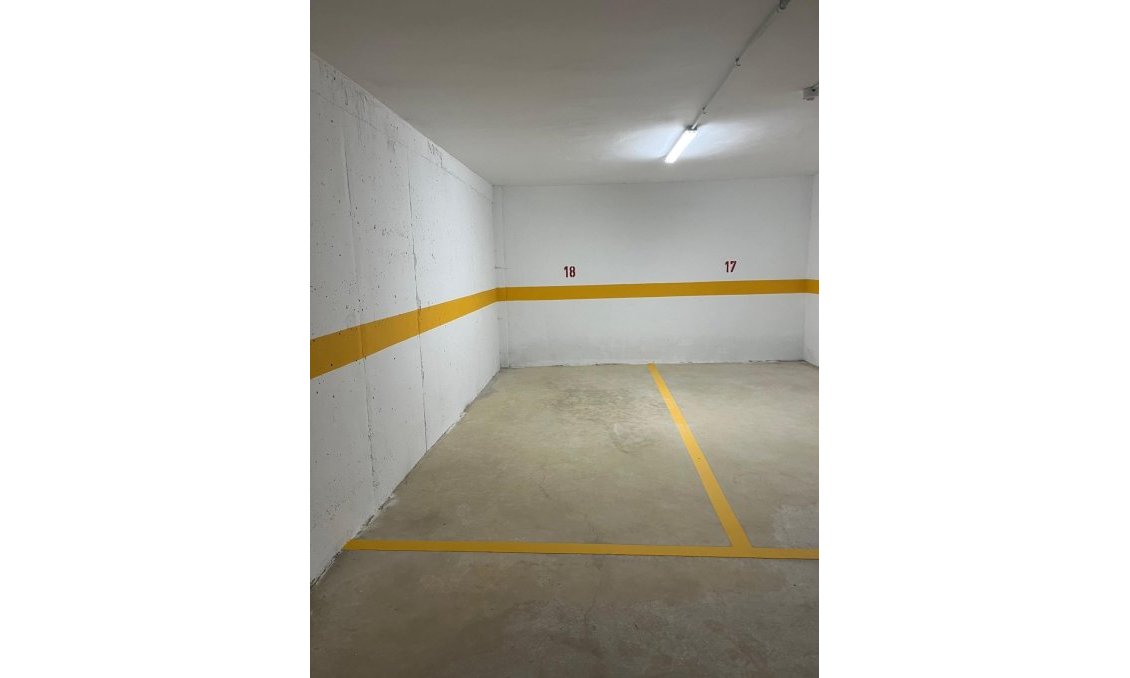 Wiederverkauf - Wohnung -
Torrevieja - Centro