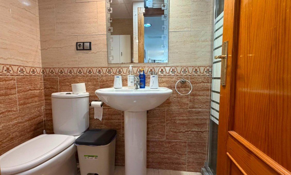 Wiederverkauf - Wohnung -
Torrevieja