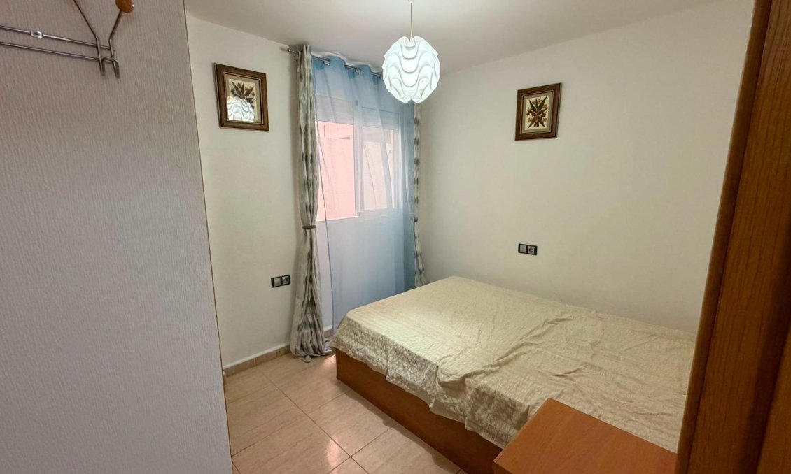 Wiederverkauf - Wohnung -
Torrevieja