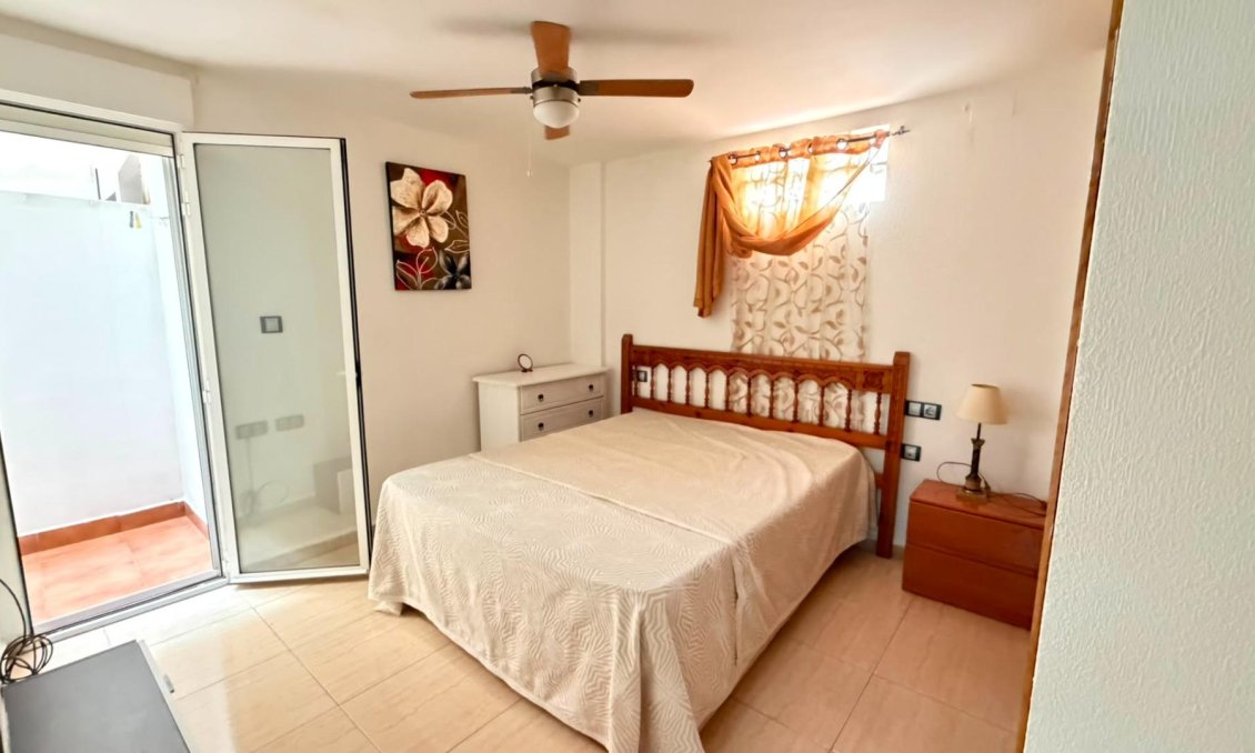 Wiederverkauf - Wohnung -
Torrevieja