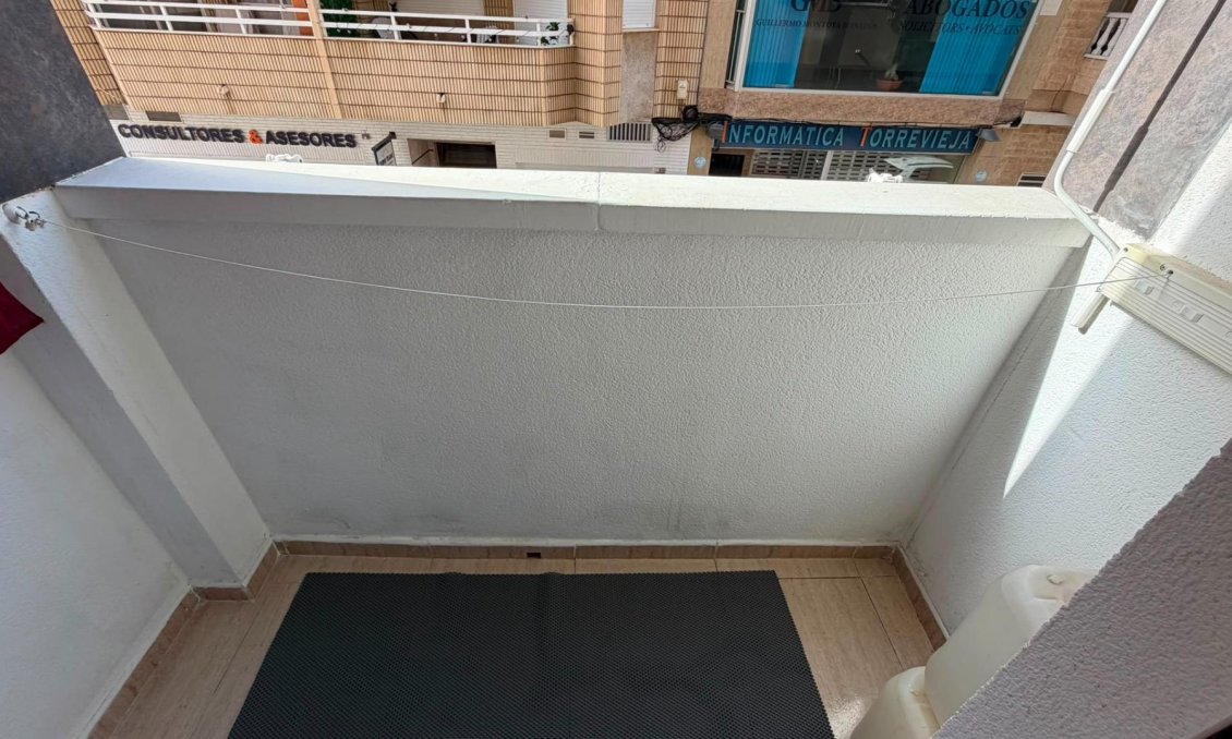 Wiederverkauf - Wohnung -
Torrevieja
