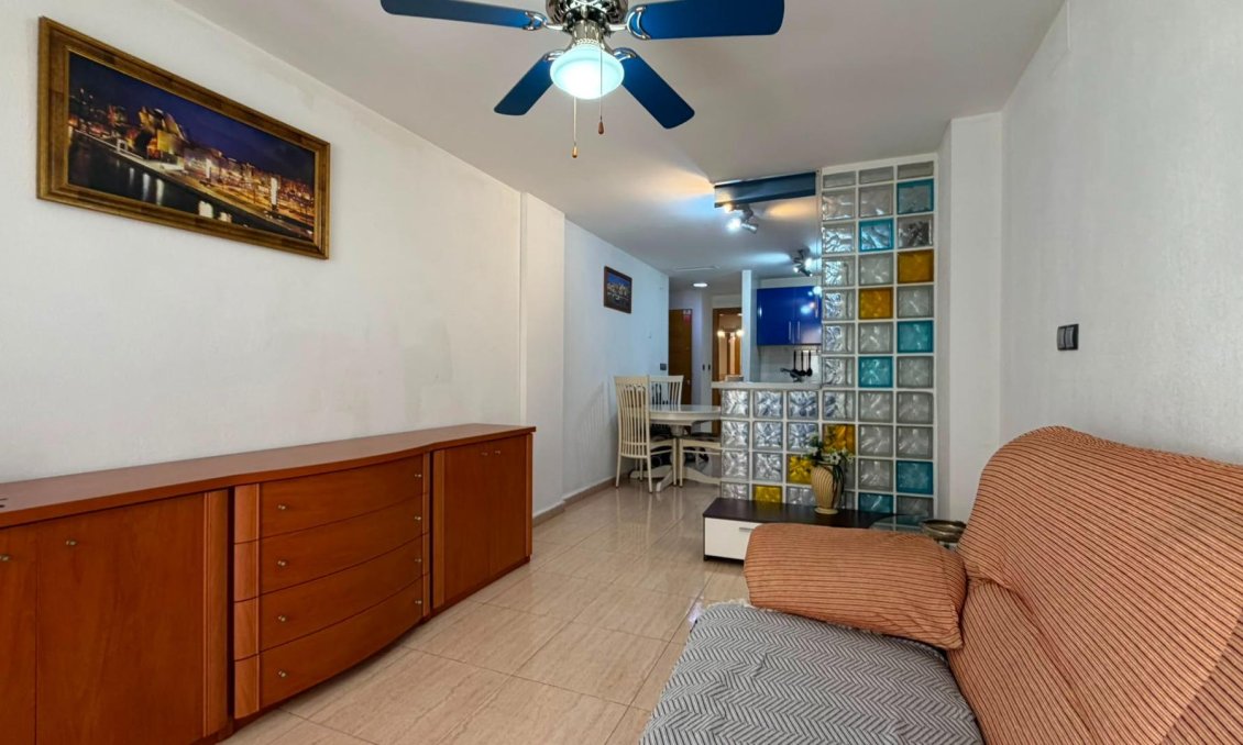Wiederverkauf - Wohnung -
Torrevieja