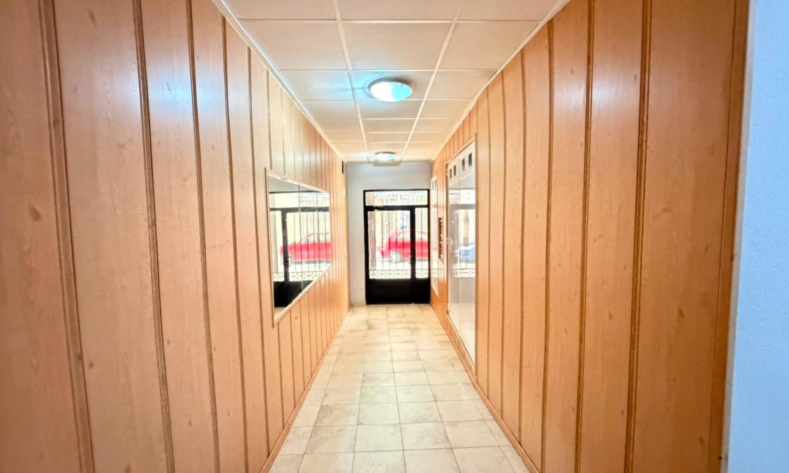 Wiederverkauf - Wohnung -
Torrevieja