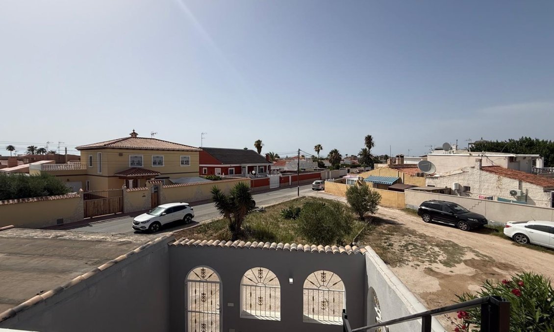 Wiederverkauf - Stadthaus -
Torrevieja - Torreta Florida