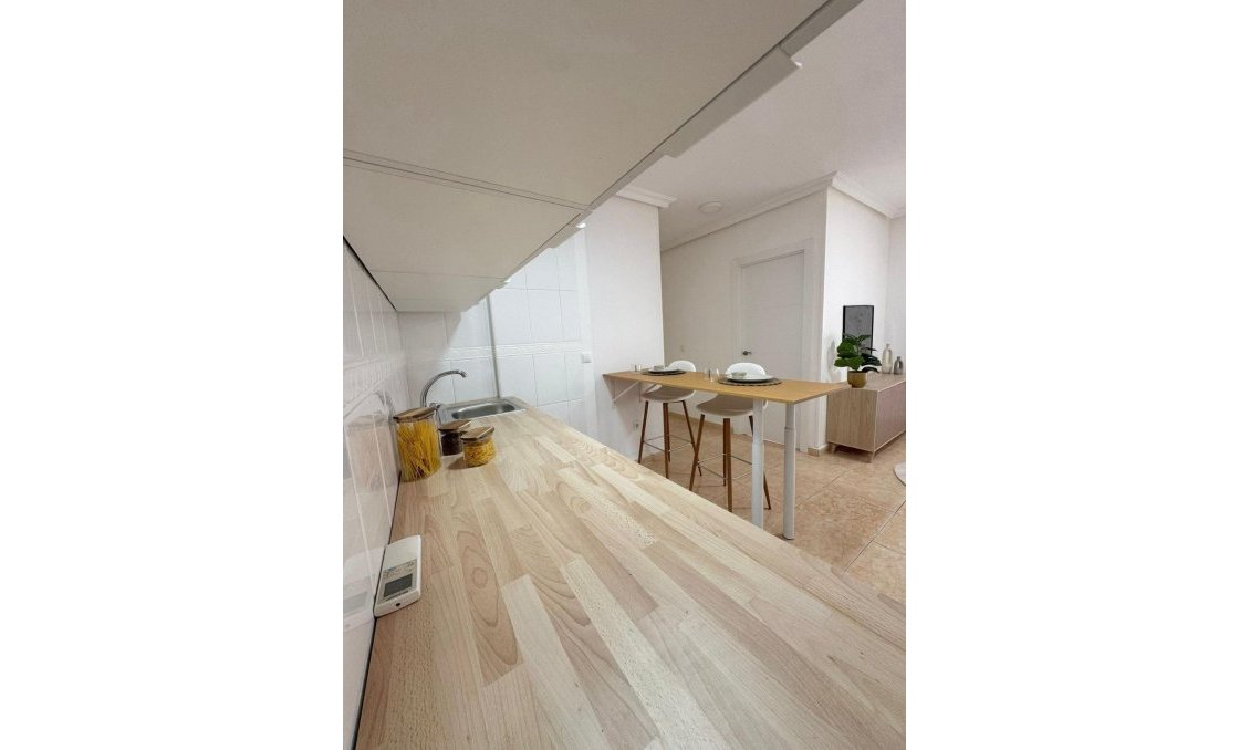 Wiederverkauf - Wohnung -
Torrevieja - Antonio Machado