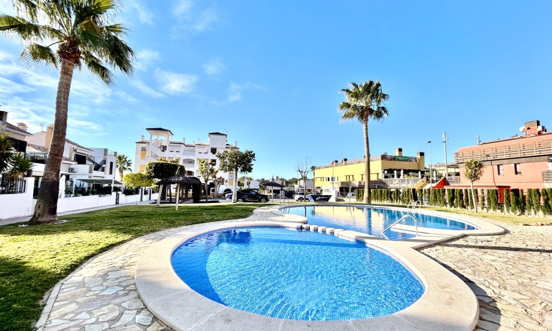 Használt Ingatlanok - Apartman -
Villamartin - Costa Blanca