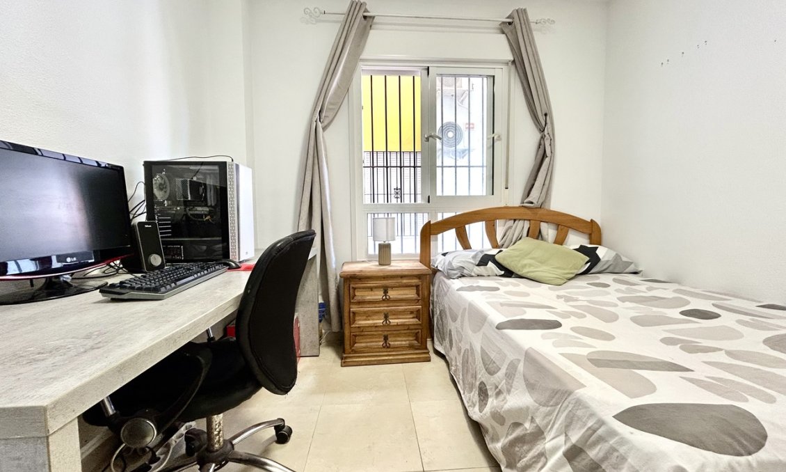 Használt Ingatlanok - Apartman -
Villamartin - Costa Blanca