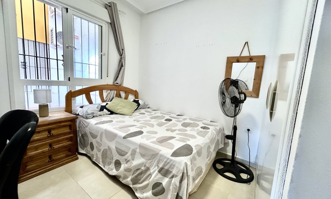 Használt Ingatlanok - Apartman -
Villamartin - Costa Blanca