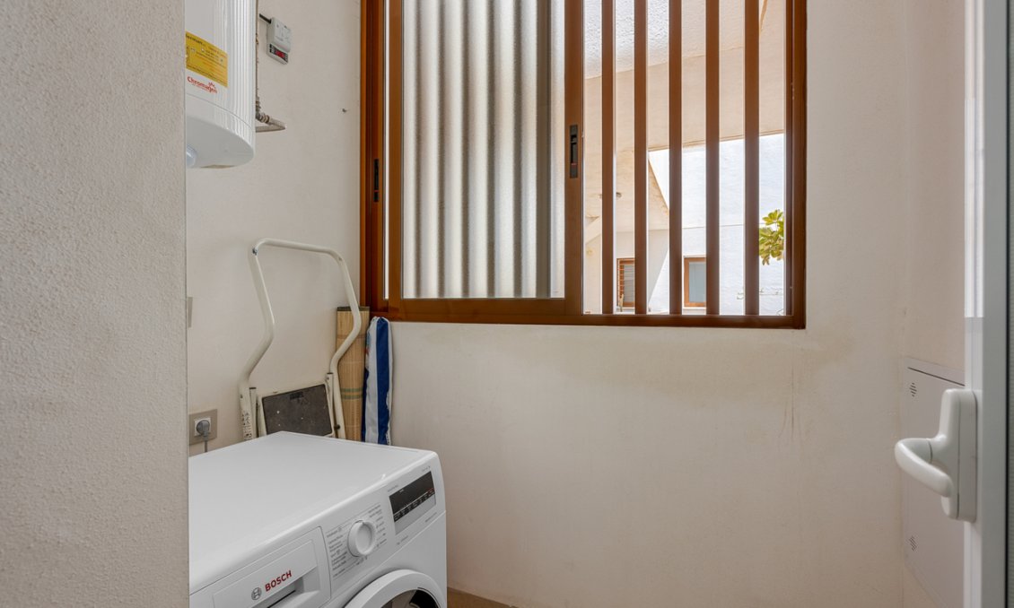 Használt Ingatlanok - Apartman -
Cabo Roig - Costa Blanca