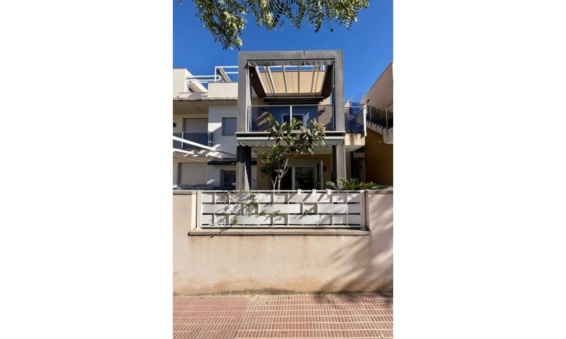 Használt Ingatlanok - Apartman -
Guardamar del Segura - Costa Blanca