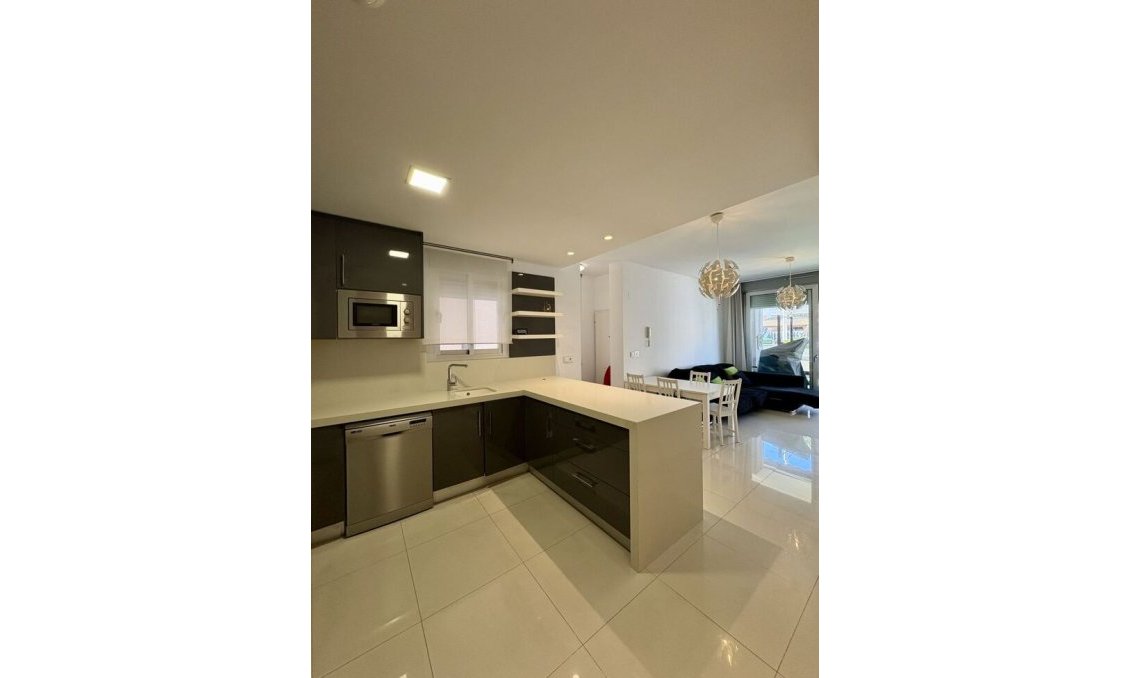 Használt Ingatlanok - Apartman -
Guardamar del Segura - Costa Blanca