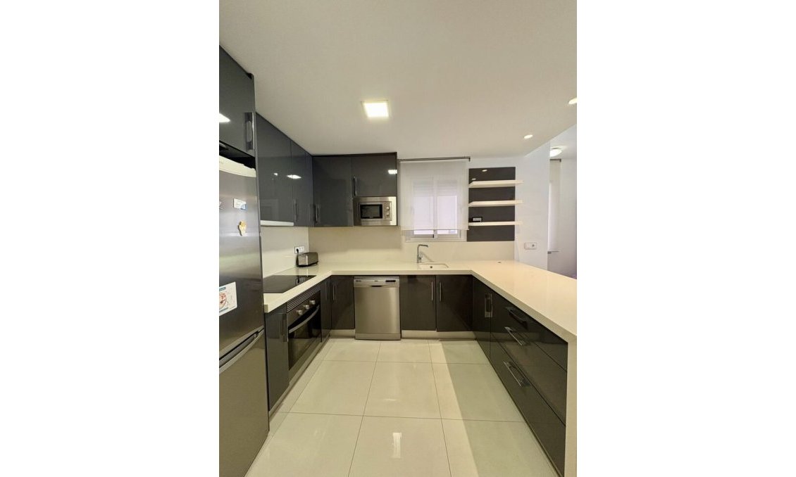 Használt Ingatlanok - Apartman -
Guardamar del Segura - Costa Blanca
