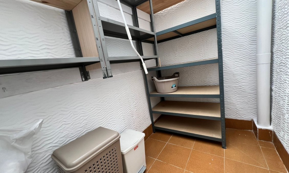 Wiederverkauf - Wohnung -
Orihuela - Inland